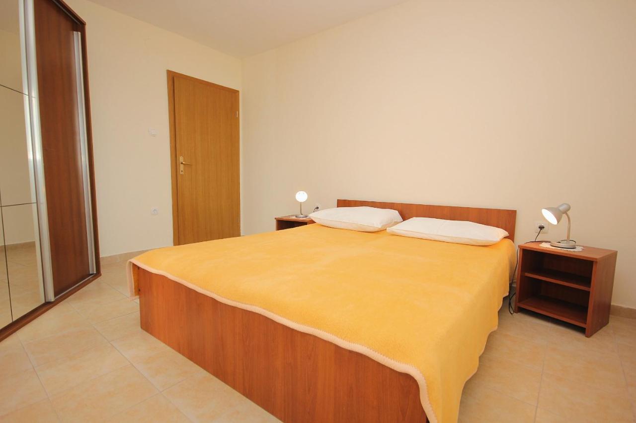 Apartments With A Swimming Pool Zubovici, Pag - 9365 Экстерьер фото