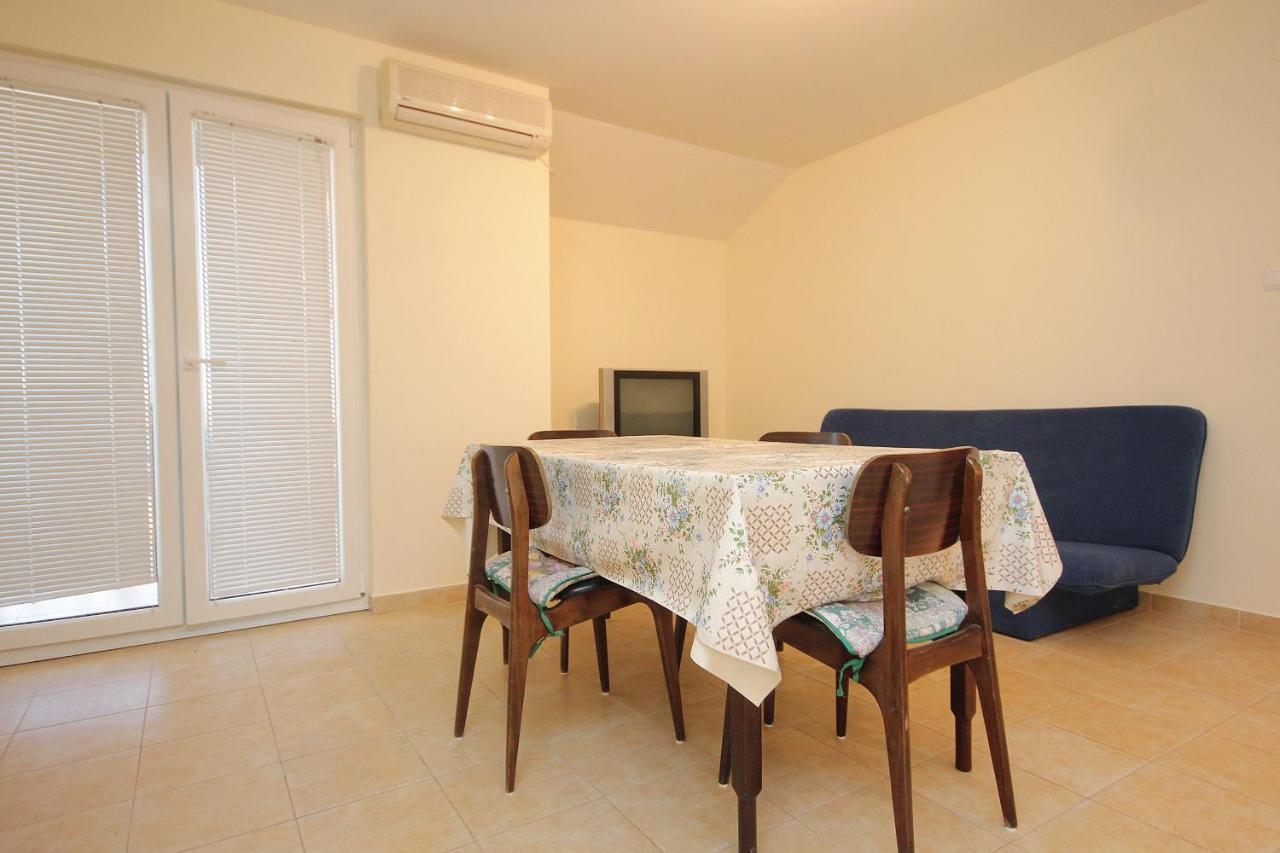 Apartments With A Swimming Pool Zubovici, Pag - 9365 Экстерьер фото