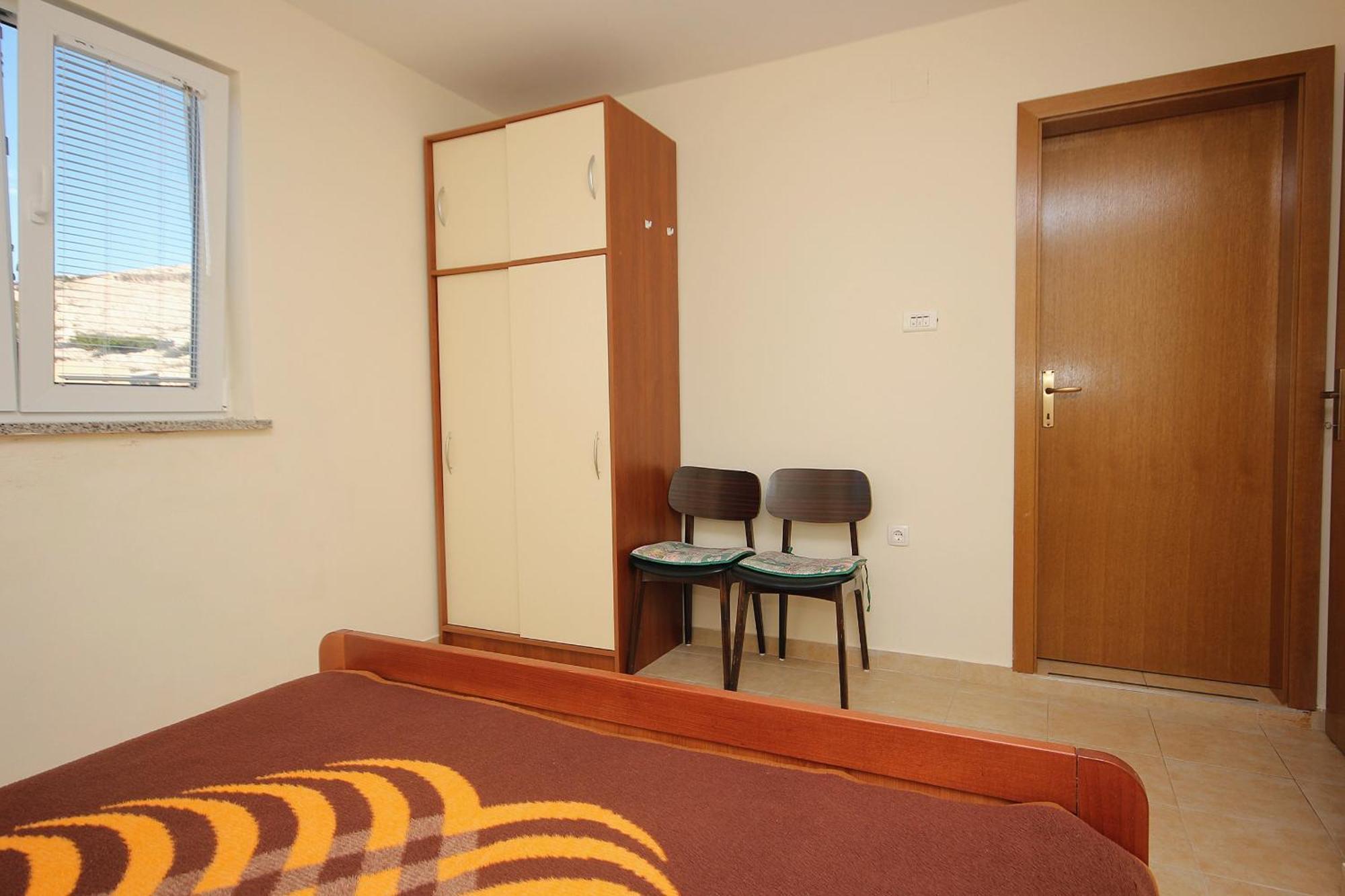 Apartments With A Swimming Pool Zubovici, Pag - 9365 Номер фото